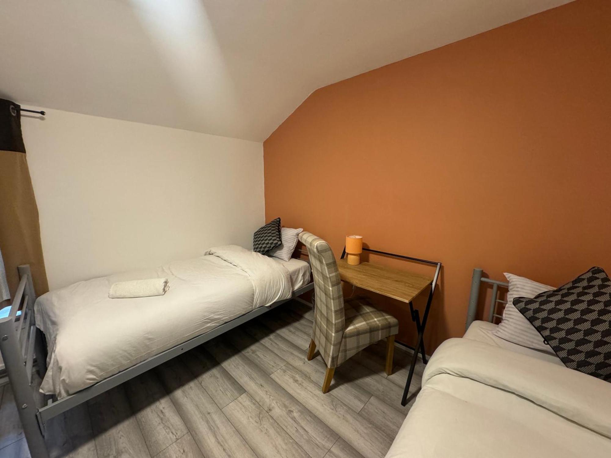 Tottenham Velvet Suites Лондон Экстерьер фото